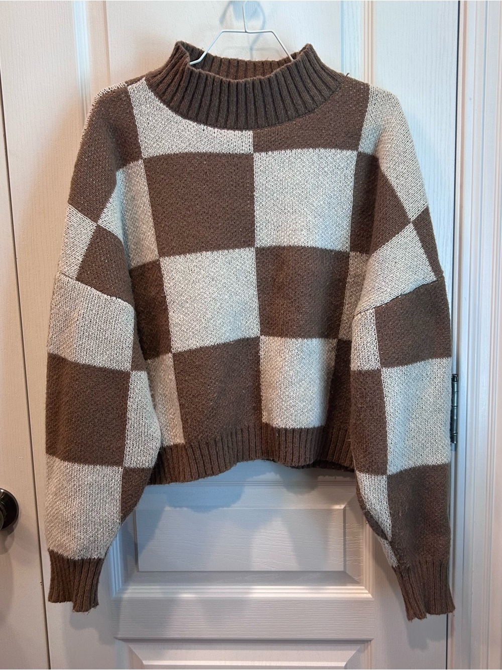 Blu Pepper Women’s Brown & Cream Check Knit Mock Neck Cropped Pullover Sweater M